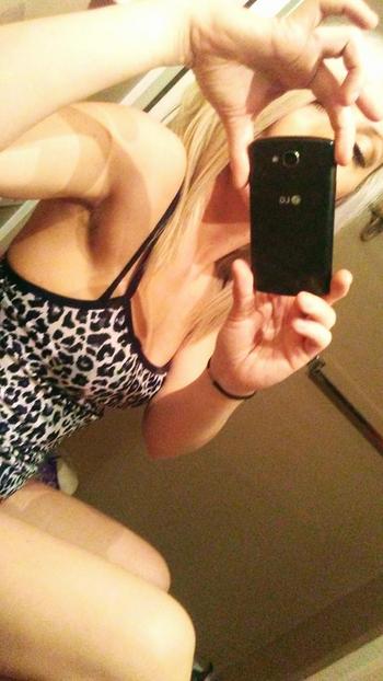 , 25  female escort, Abbotsford