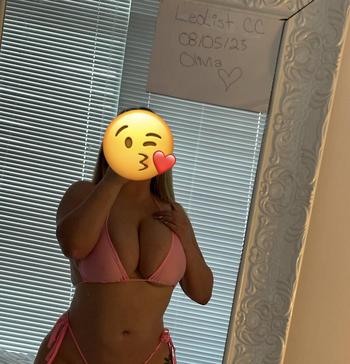 OLIVIA, 26 Caucasian/White female escort, Abbotsford
