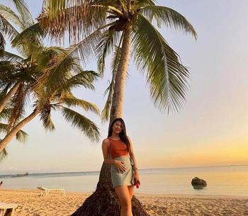 Myra, 23 Asian female escort, Abbotsford